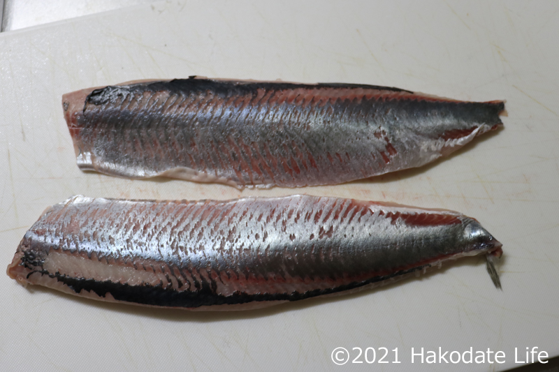 身は三枚卸しにして刺身にした