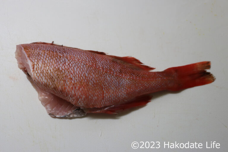 アカウオ(赤魚・アラスカメヌケ)の刺身を作る | Hakodate Life